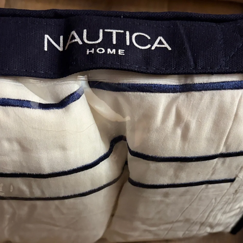 Nautica White and Blue Duvet Cover Set Open Box